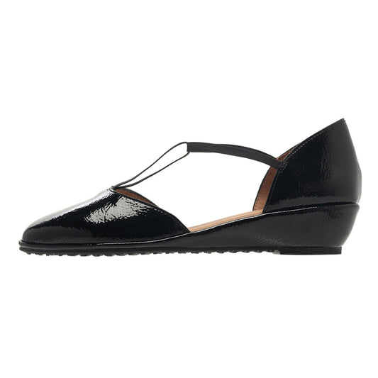 Patsy In Black Crinkle Patent Leather