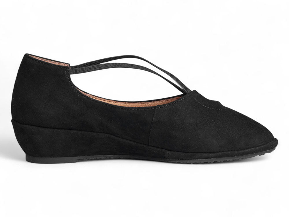 Poppy In Black Kid Suede