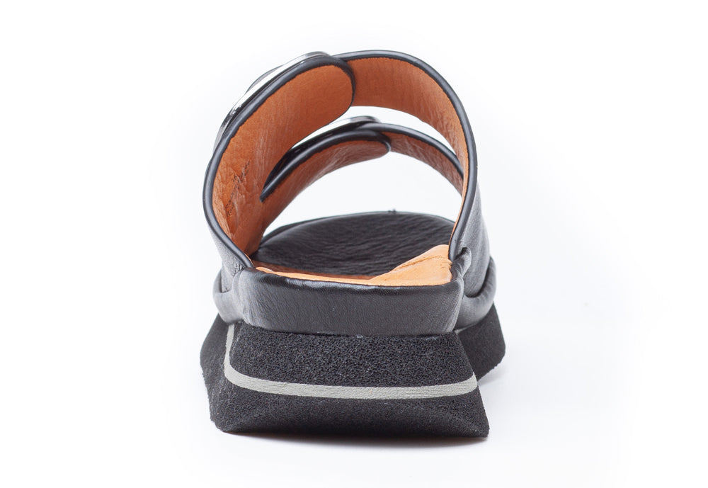 Linda In Black Plonge Leather