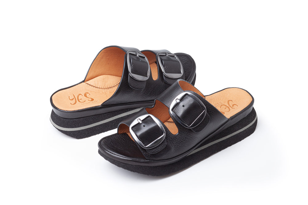 Linda In Black Plonge Leather